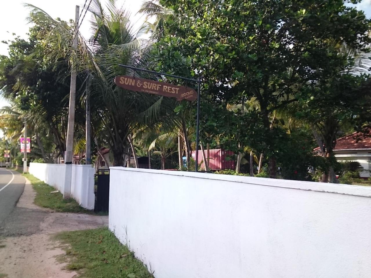 Hotel Sun And Surf Rest Ahangama Exterior foto
