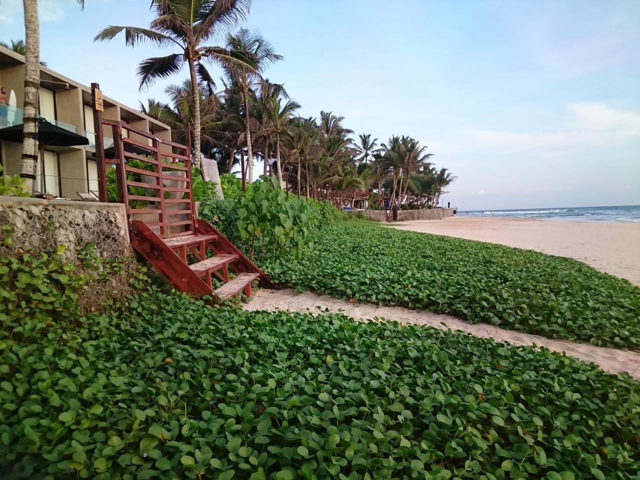 Hotel Sun And Surf Rest Ahangama Exterior foto