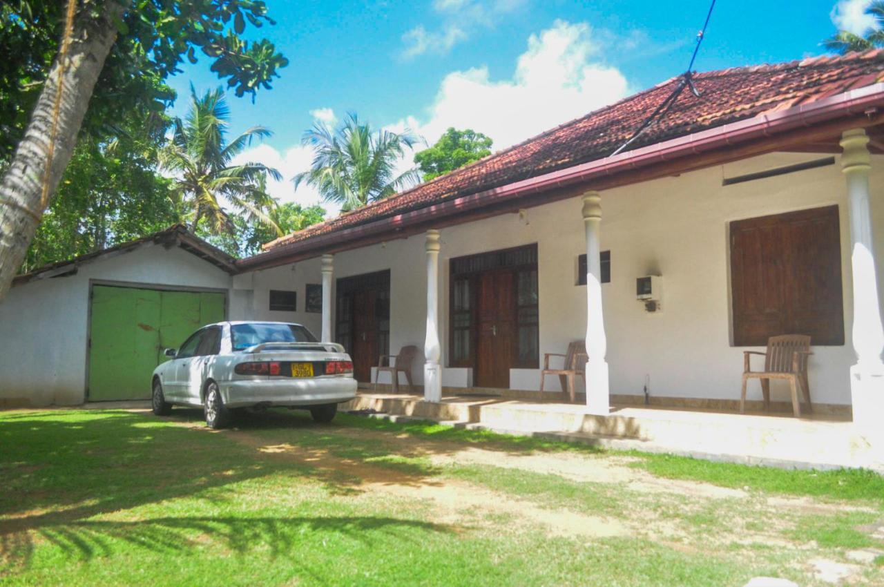 Hotel Sun And Surf Rest Ahangama Exterior foto